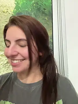 Snapshot of chelbyy chatting on 5, 11, 2025 chelbyy online show from 5, 11, 2025