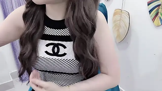 Snapshot of Aminababiew chatting on 6, 5, 2026 Aminababiew online show from 6, 5, 2026