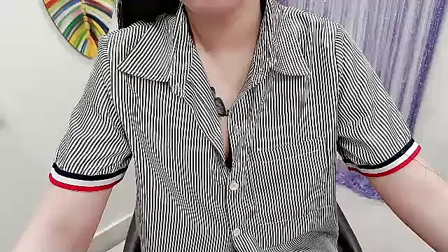 Snapshot of Aminababiew chatting on 4, 6, 2026 Aminababiew online show from 4, 6, 2026