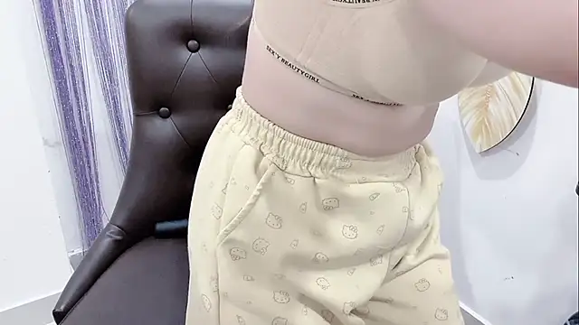 Aminababiew online show from 15, 4, 2026