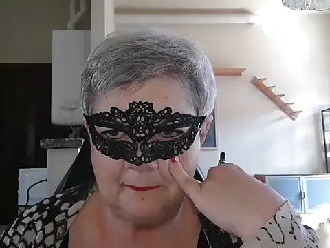 Snapshot of simona60 chatting on 7, 5, 2026 simona60 online show from 7, 5, 2026