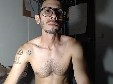 alisterxxx online show from 9, 7, 2026