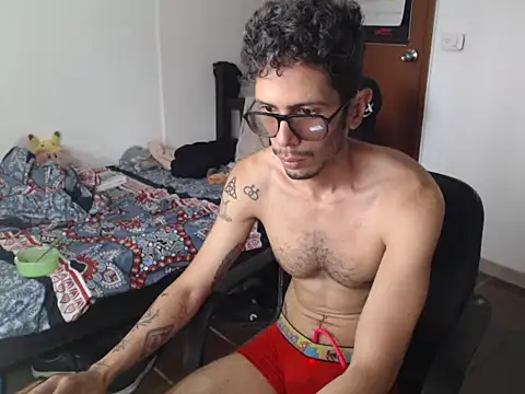 alisterxxx online show from 8, 7, 2026