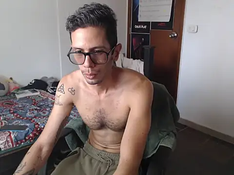 alisterxxx online show from 15, 7, 2026