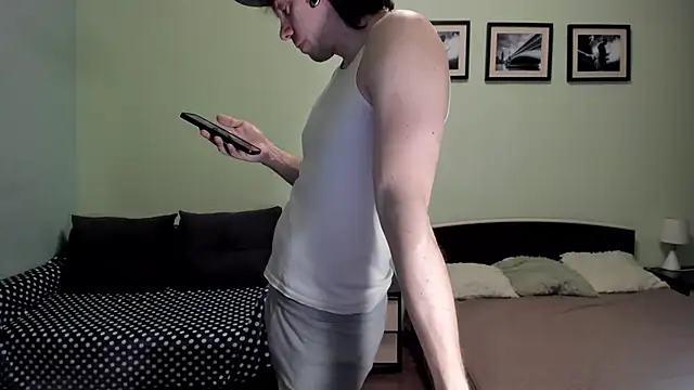 Snapshot of Marrymepls chatting on 1, 5, 2026 Marrymepls online show from 1, 5, 2026