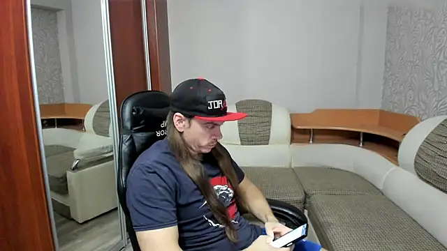 Marrymepls online show from 5, 11, 2025