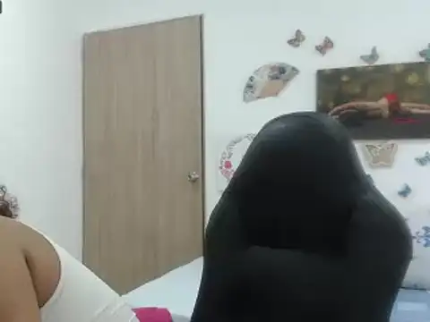 BustyMilf  online show from 19, 3, 2025