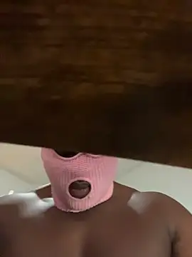 Chocolate7777 online show from 8, 11, 2025