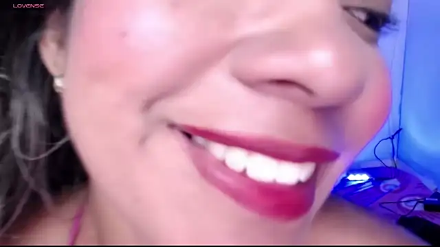 ninatiny online show from 22, 4, 2026