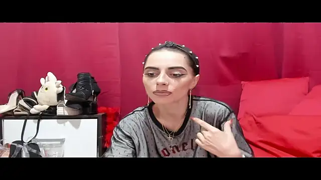 Snapshot of jessystarr chatting on 7, 5, 2026 jessystarr online show from 7, 5, 2026