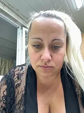 Snapshot of SabinaSweety chatting on 26, 9, 2025 SabinaSweety online show from 26, 9, 2025