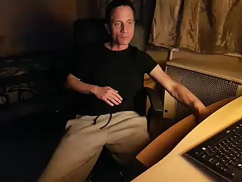 sanderson83 online show from 1, 2, 2025