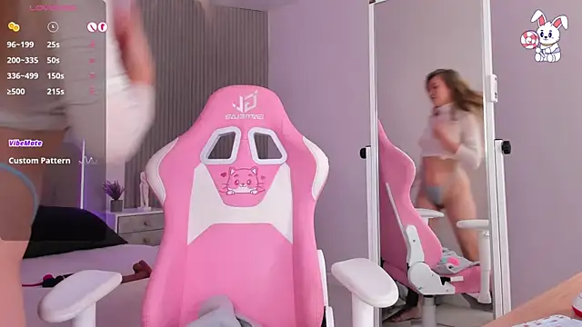 VirginChloe online show from 5, 12, 2025