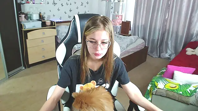 Snapshot of Kira_honeyy chatting on 22, 3, 2025 Kira honeyy online show from 22, 3, 2025