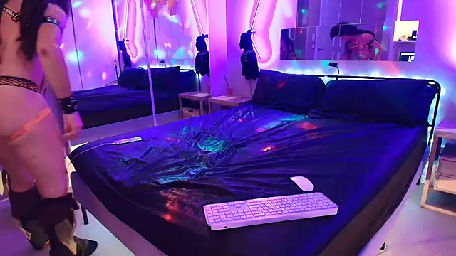 MikyFoxx online show from 1, 11, 2025