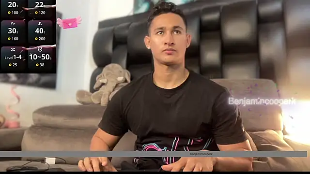 Snapshot of BenjaminCooperk chatting on 18, 11, 2025 BenjaminCooperk online show from 18, 11, 2025