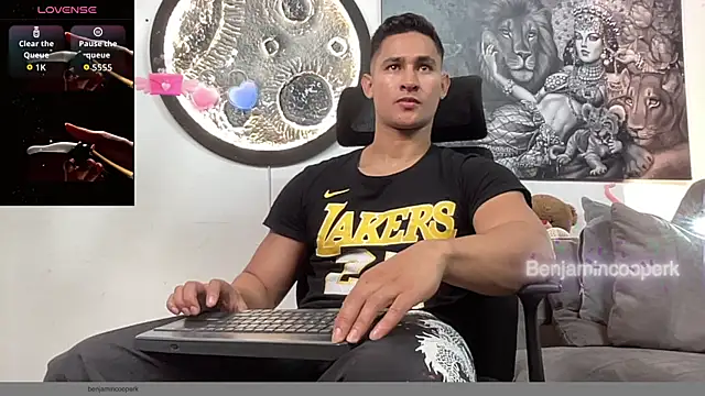 Snapshot of BenjaminCooperk chatting on 11, 11, 2025 BenjaminCooperk online show from 11, 11, 2025