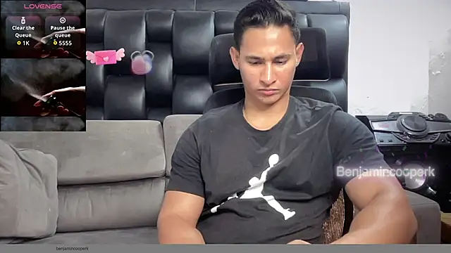 Snapshot of BenjaminCooperk chatting on 9, 11, 2025 BenjaminCooperk online show from 9, 11, 2025