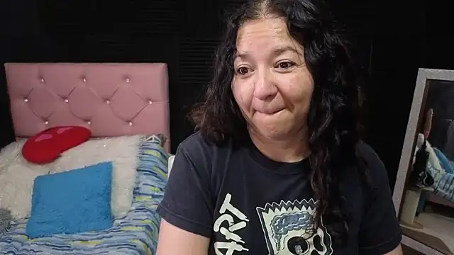 katifoxx online show from 12, 4, 2026