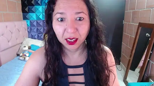 katifoxx online show from 17, 2, 2025