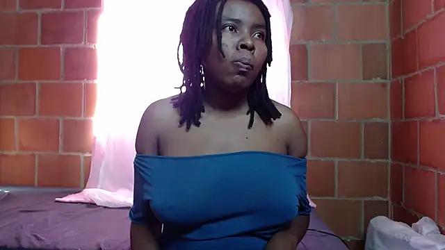 Snapshot of Magaharper10 chatting on 26, 10, 2025 Magaharper10 online show from 26, 10, 2025