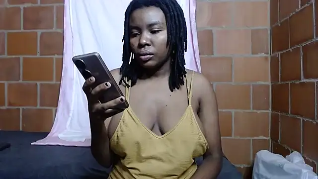 Snapshot of Magaharper10 chatting on 11, 11, 2025 Magaharper10 online show from 11, 11, 2025