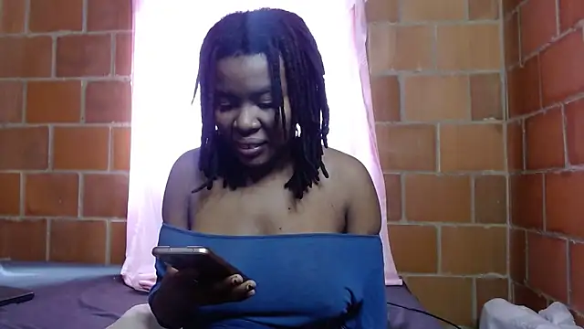 Snapshot of Magaharper10 chatting on 16, 11, 2025 Magaharper10 online show from 16, 11, 2025