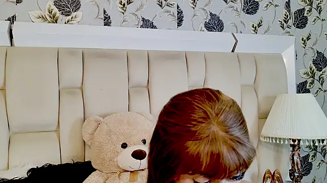 Snapshot of zarahdivousi chatting on 27, 5, 2026 zarahdivousi online show from 27, 5, 2026