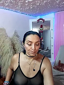 zullyxhot online show from 22, 12, 2025