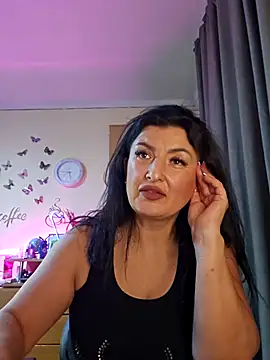 Snapshot of Hotangel75 chatting on 2, 11, 2025 Hotangel75 online show from 2, 11, 2025