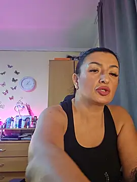 Snapshot of Hotangel75 chatting on 10, 11, 2025 Hotangel75 online show from 10, 11, 2025