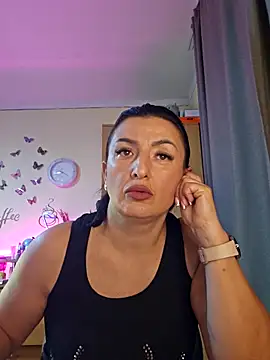 Snapshot of Hotangel75 chatting on 29, 10, 2025 Hotangel75 online show from 29, 10, 2025