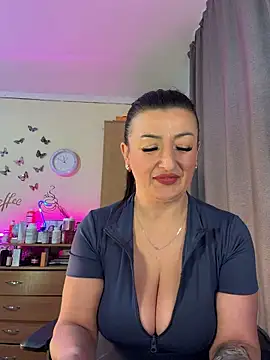 Hotangel75 online show from 4, 3, 2026