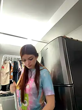 cherry weet 29 online show from 28, 11, 2025