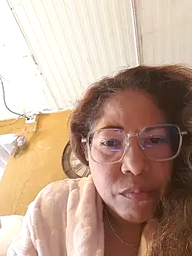 mila38 online show from 18, 5, 2026
