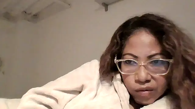 mila38 online show from 10, 1, 2025