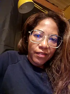 mila38 online show from 15, 4, 2026