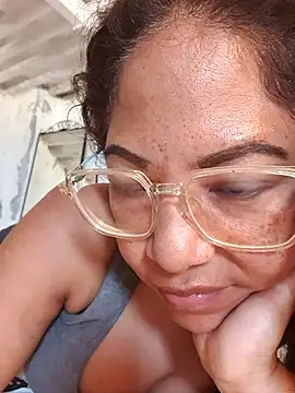 Snapshot of mila38 chatting on 9, 7, 2026 mila38 online show from 9, 7, 2026