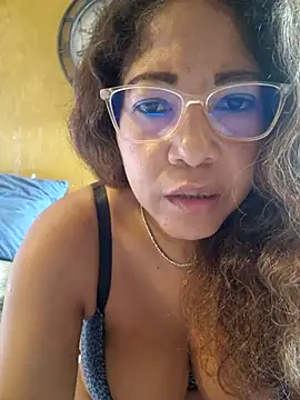 mila38 online show from 17, 10, 2025