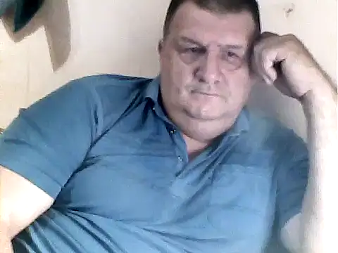 Snapshot of Vyrtous579 chatting on 12, 11, 2025 Vyrtous579 online show from 12, 11, 2025