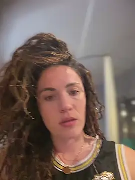 Clara-xoxo online show from 13, 2, 2026