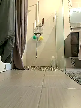 Clara-xoxo online show from 8, 1, 2026