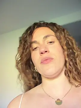 Clara-xoxo online show from 1, 3, 2026