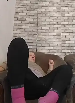 Snapshot of Cerd_Ayaz chatting on 2, 10, 2025 Cerd Ayaz online show from 2, 10, 2025