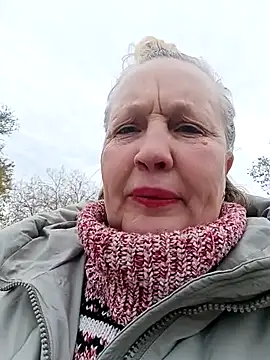 Snapshot of Cerd_Ayaz chatting on 15, 10, 2025 Cerd Ayaz online show from 15, 10, 2025