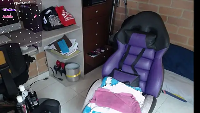 cristin doll  online show from 16, 7, 2026