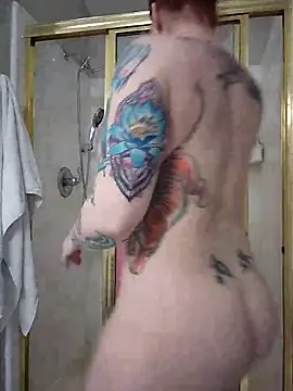 Snapshot of HollyTattoo chatting on 17, 2, 2026 HollyTattoo online show from 17, 2, 2026