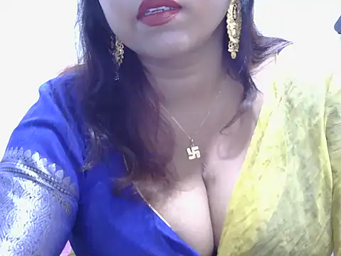 ROSEE MERRYYYY online show from 13, 5, 2026