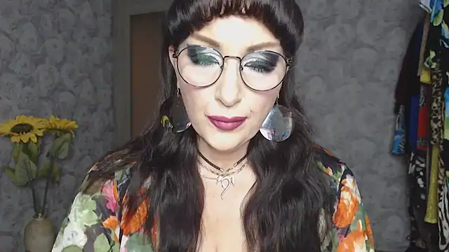 Aziza1 online show from 8, 9, 2025