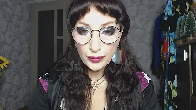 Aziza1 online show from 11, 11, 2025